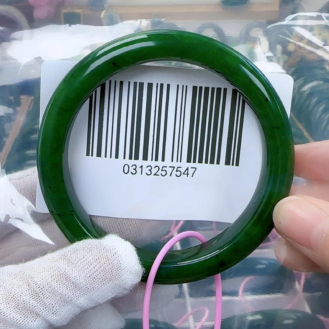 和田玉（碧玉）手镯未镶嵌6061