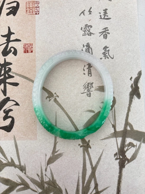 X670-五零加贵妃雕花缅甸翡翠手镯