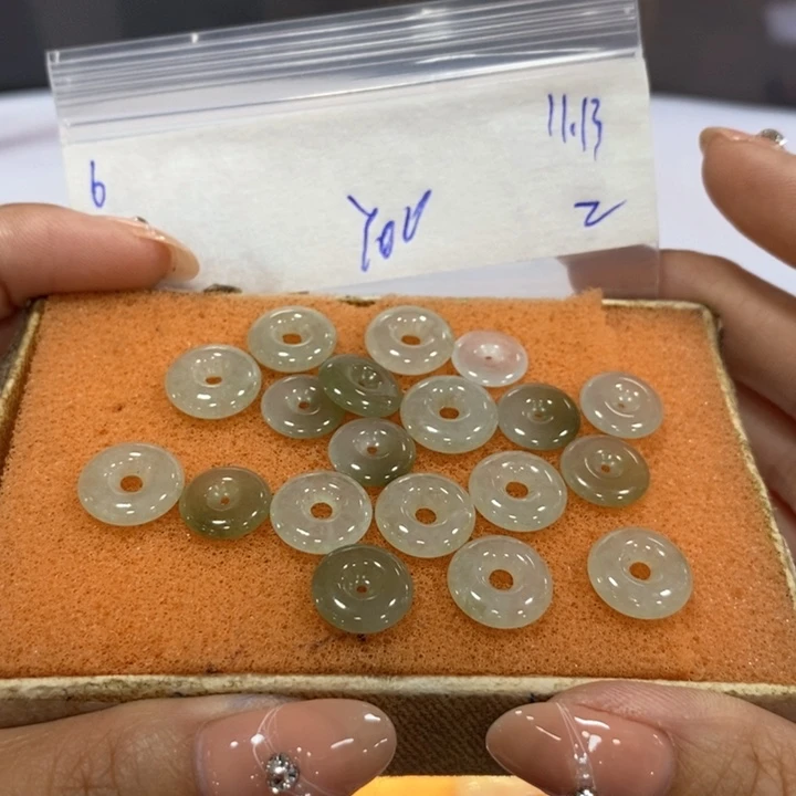 定制翡翠未镶嵌不退