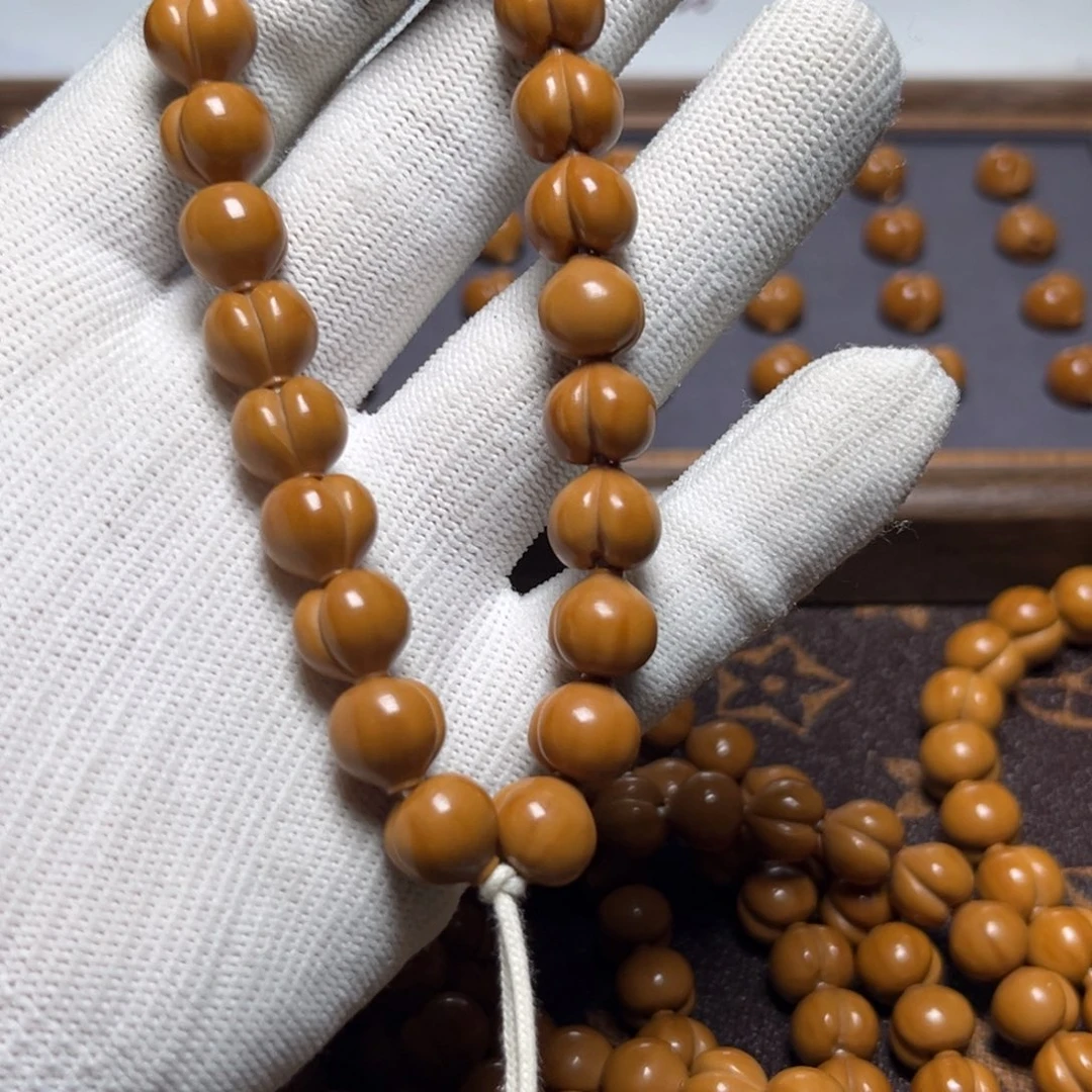 手串猴头核桃?****屁桃脖挂