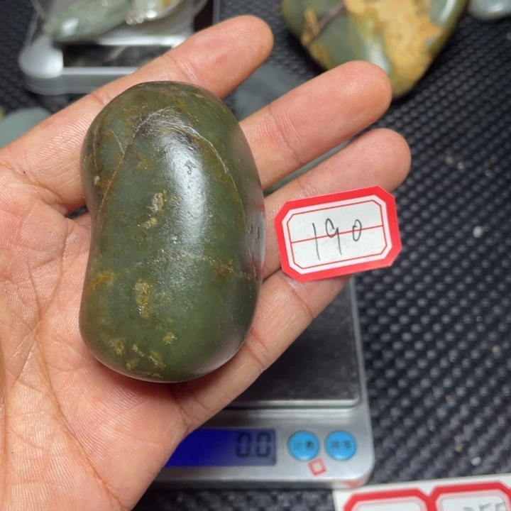 颈饰未镶嵌和田玉190
