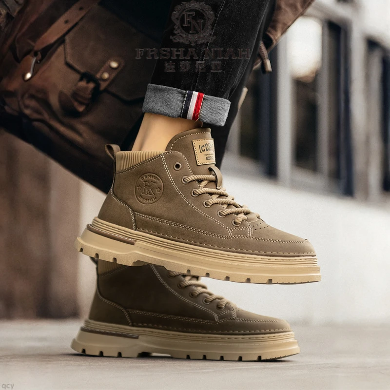 男鞋中帮厚底防滑男靴学院风新款系带马丁靴复古港风工装靴冬季靴