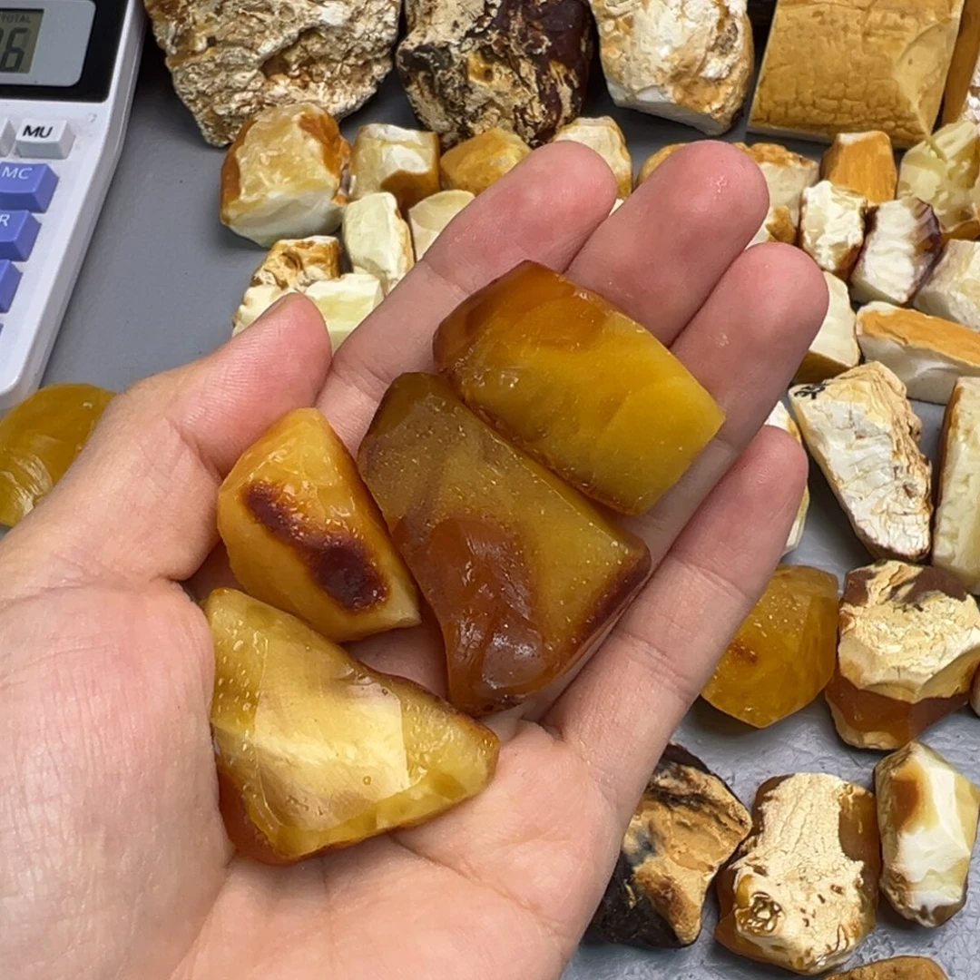 ****柒定制琥珀未镶嵌蜜蜡