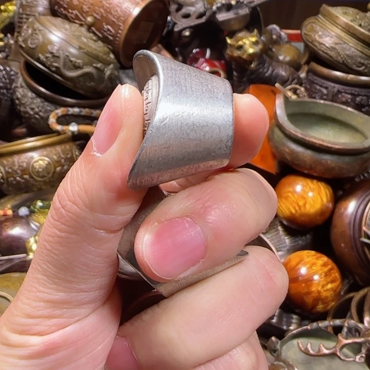 铜器把玩摆件链接