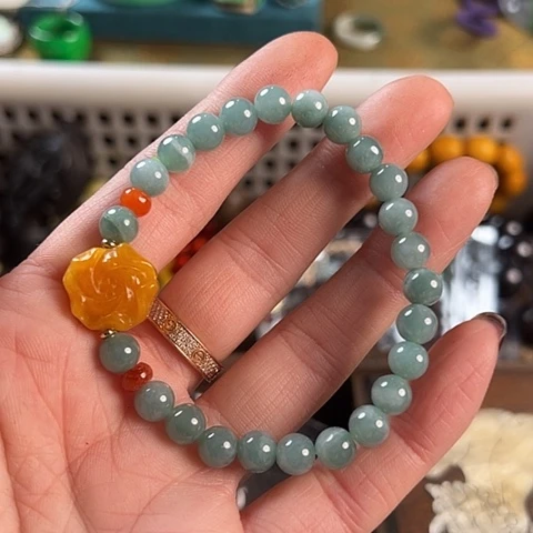 滴血莲花菩提吊坠