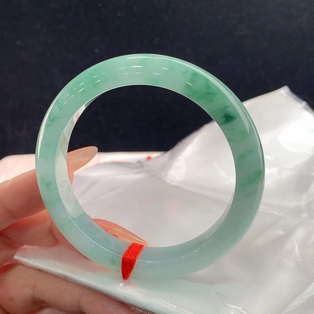 【闪购商品】未镶嵌手镯翡翠56.8，56/57