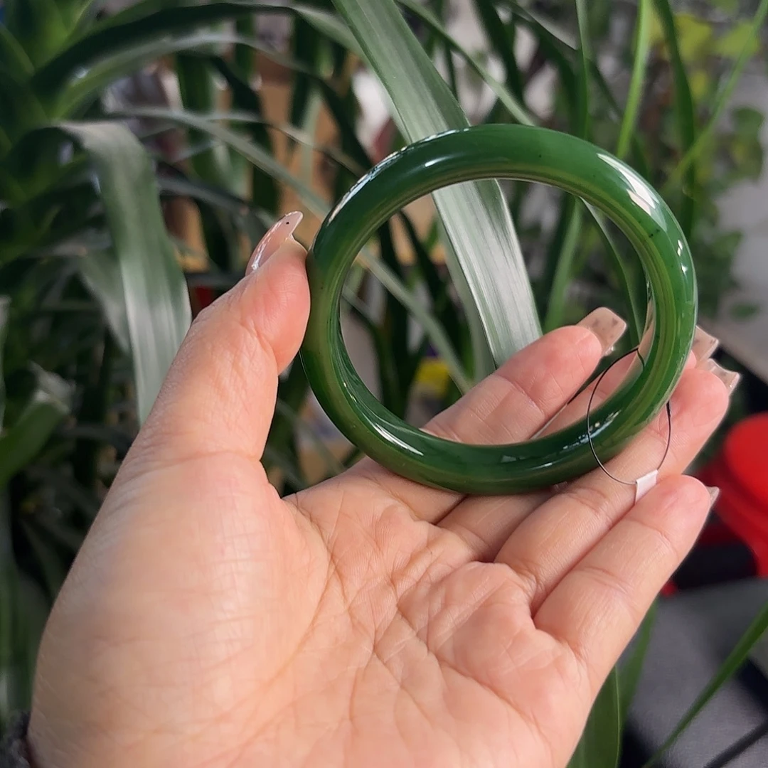 和田玉未镶嵌手镯辣阳绿60 61