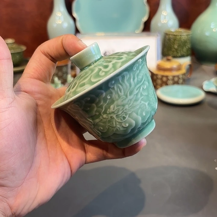 瓷片龙泉青瓷福利青瓷