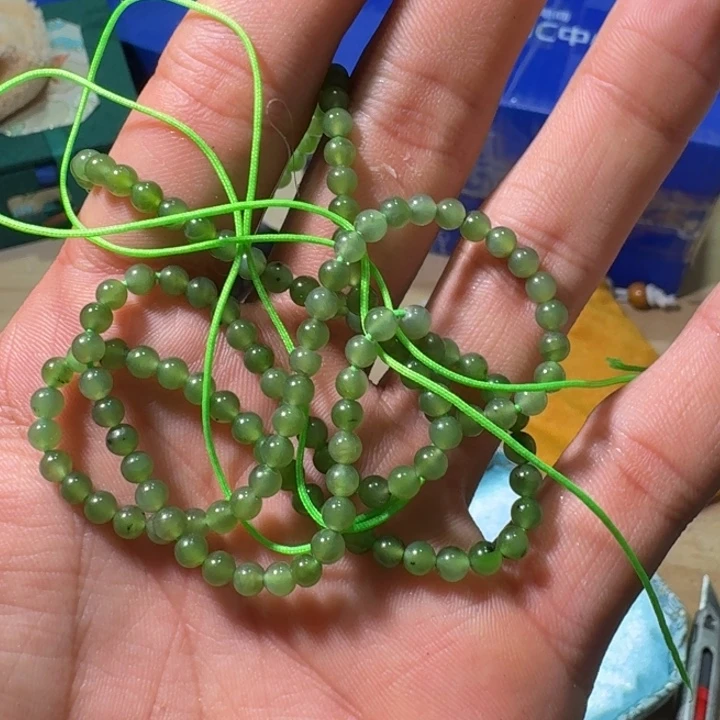 未镶嵌和田玉（糖玉）车挂
