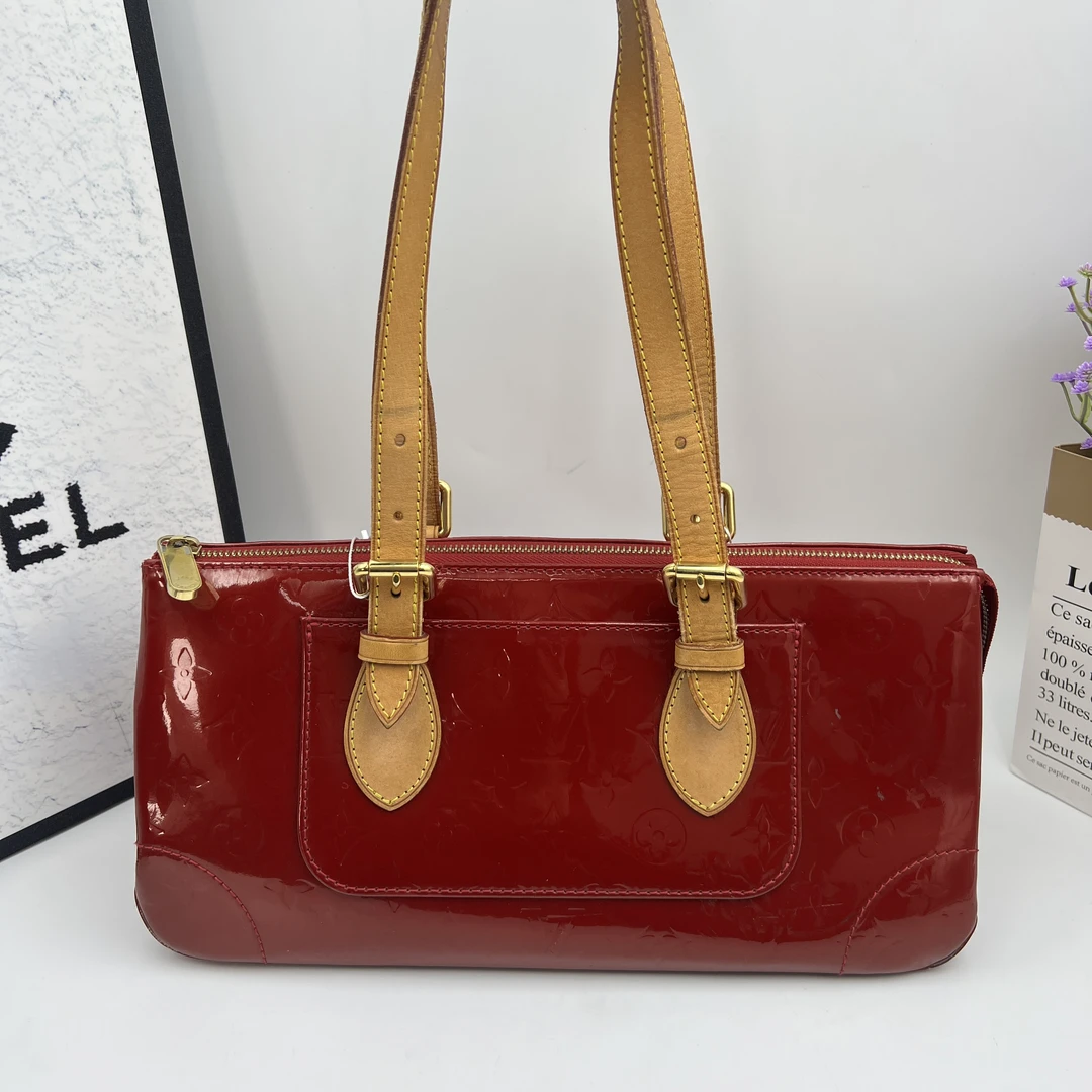 95新 LouisVuitton/路易威登 7719/LV漆皮红色三角手提单肩包