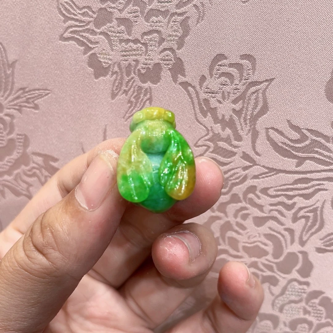 翡翠合金吊坠(赠链)