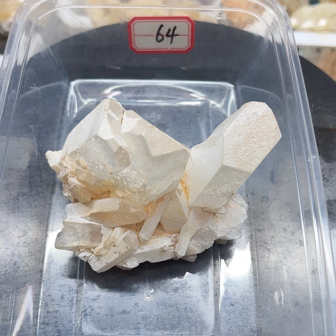 *****未镶嵌珠宝半成品水晶