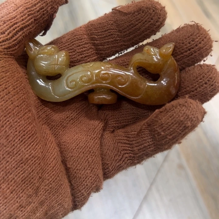 终***。和田玉（黄玉）未镶嵌挂件