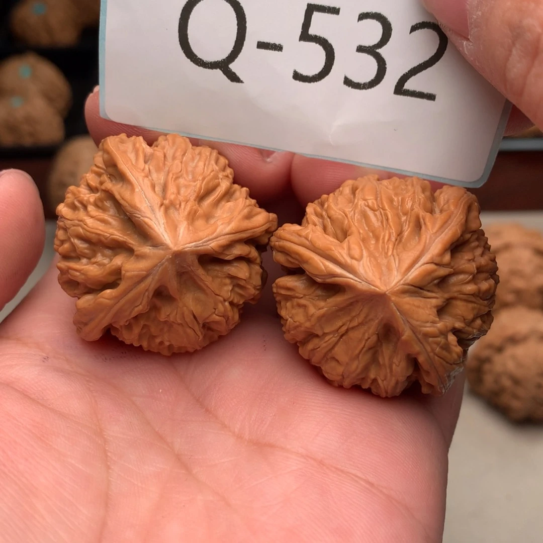 文玩核桃把件36球奔………