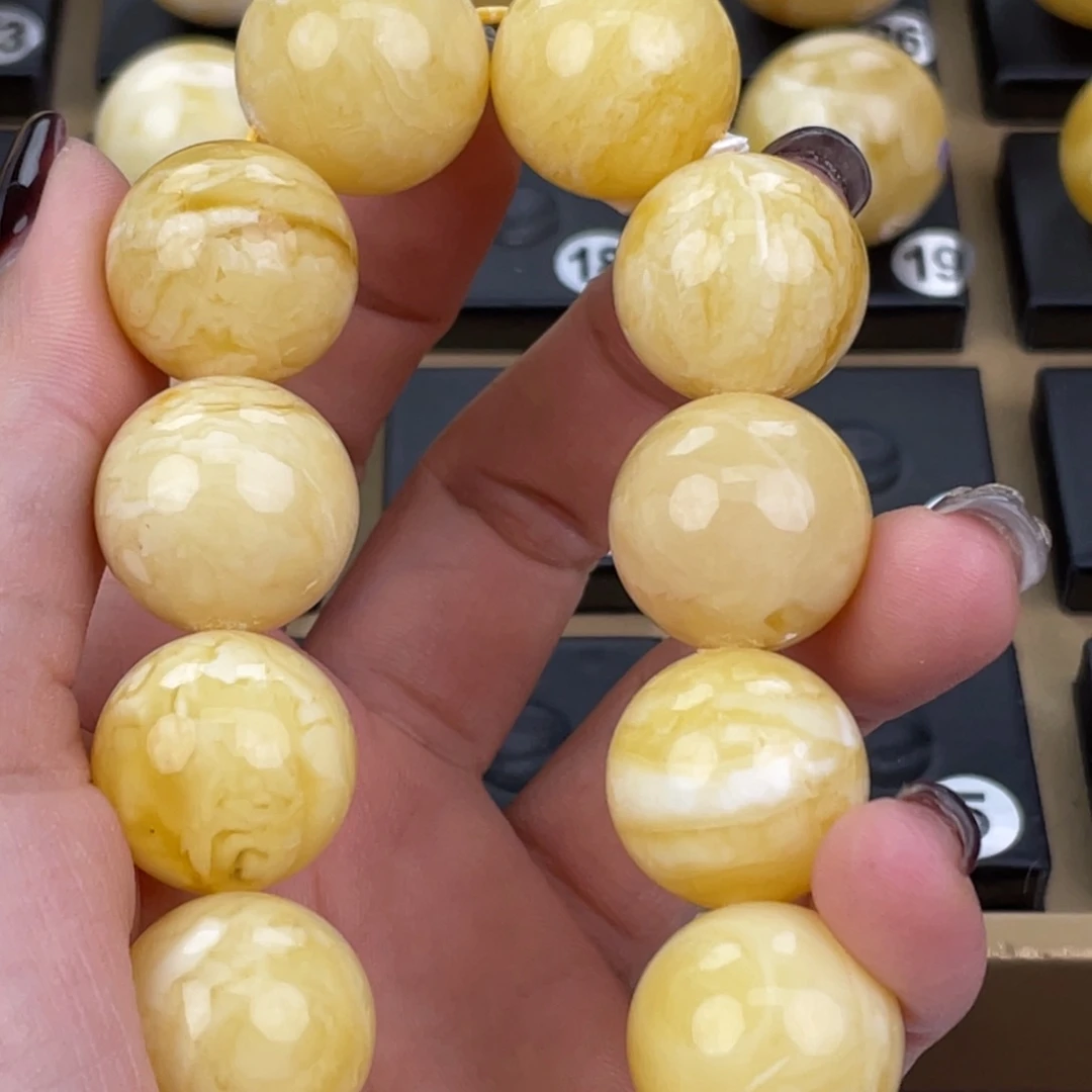 琥珀未镶嵌裸石微瑕36
