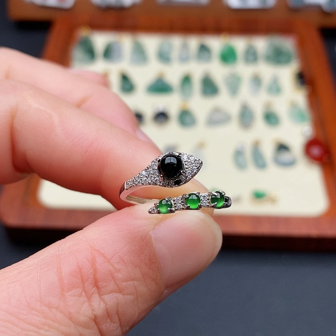 银S925镶嵌戒指翡翠