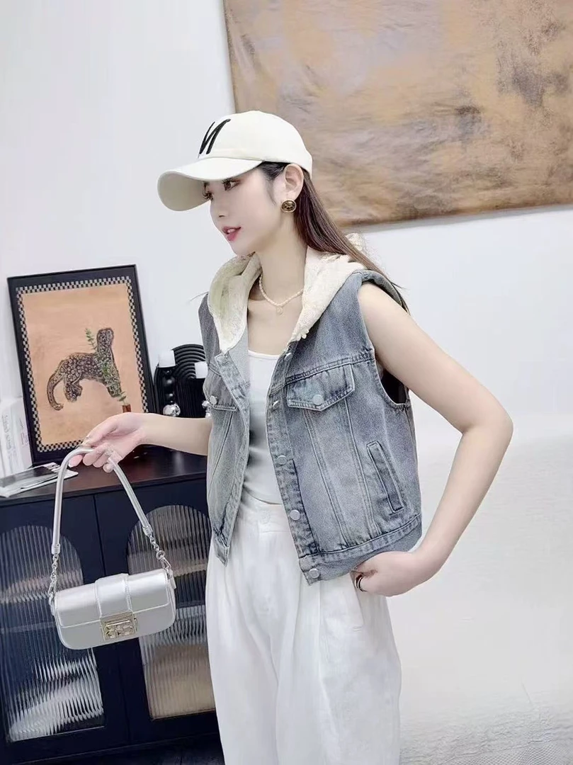 【火蓝家】短款牛仔马甲女2025新款甜酷设计感小众上衣ins潮#时尚