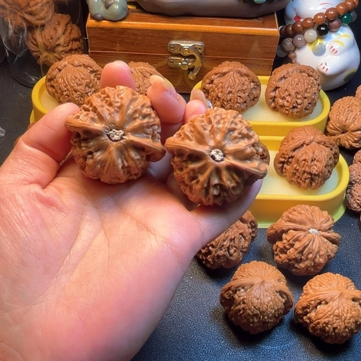 文玩核桃吊坠宫灯42