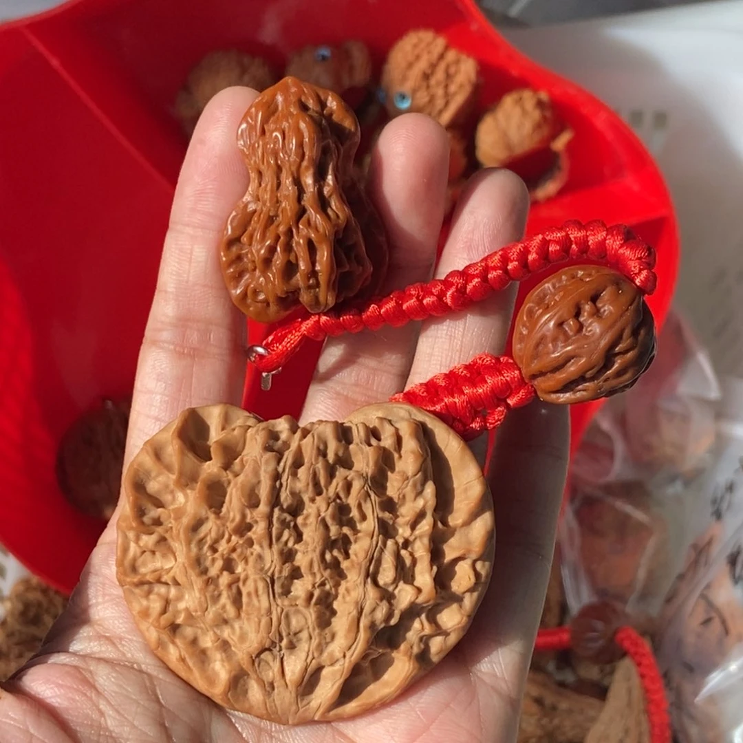 桃核吊坠福禄桃心