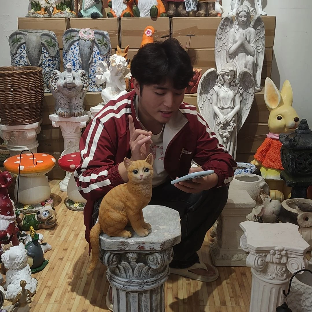 合成树脂仿真猫咪