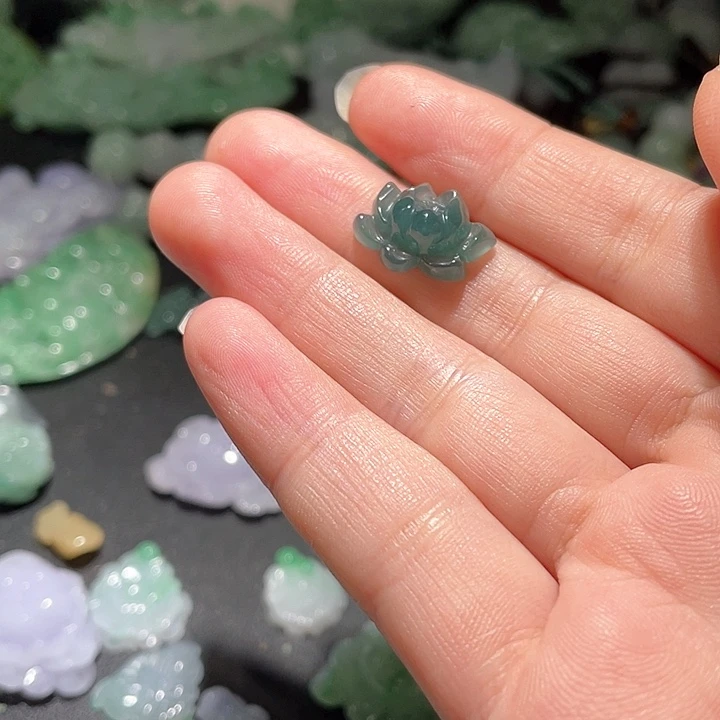 颈饰未镶嵌翡翠阳****6天