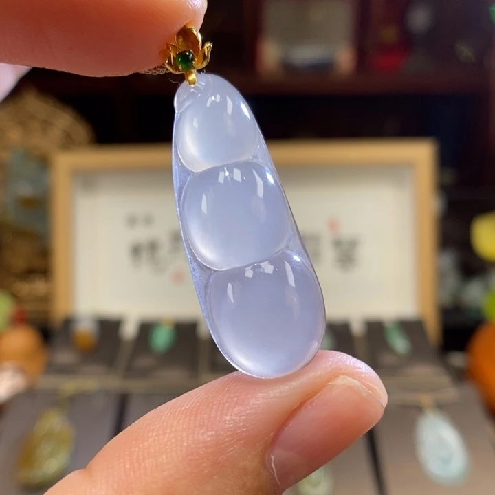 【闪购商品】颈饰18K金镶嵌翡翠18
