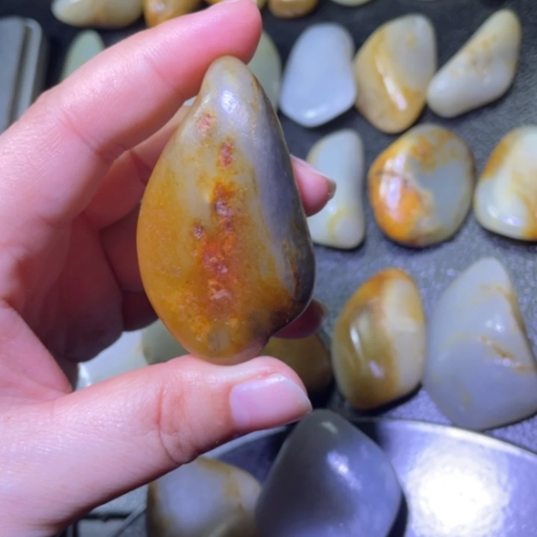 【闪购商品】颈饰未镶嵌和田玉