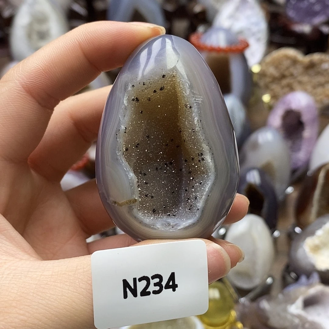 未镶嵌水晶大型摆件（非配饰）