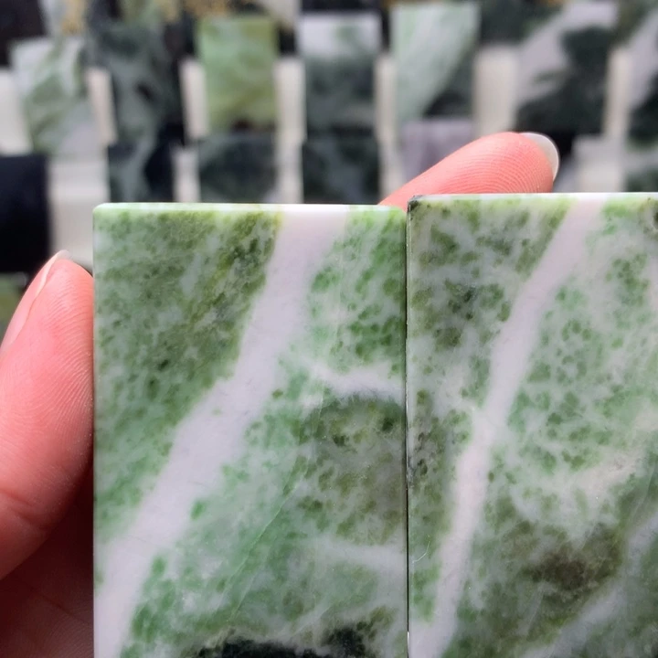 独山玉颈饰未镶嵌L****n