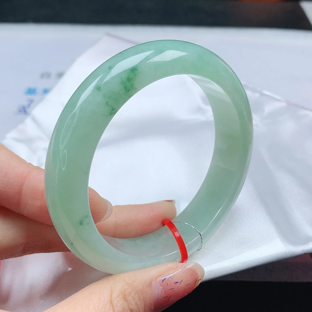 翡翠手镯未镶嵌55➕圈