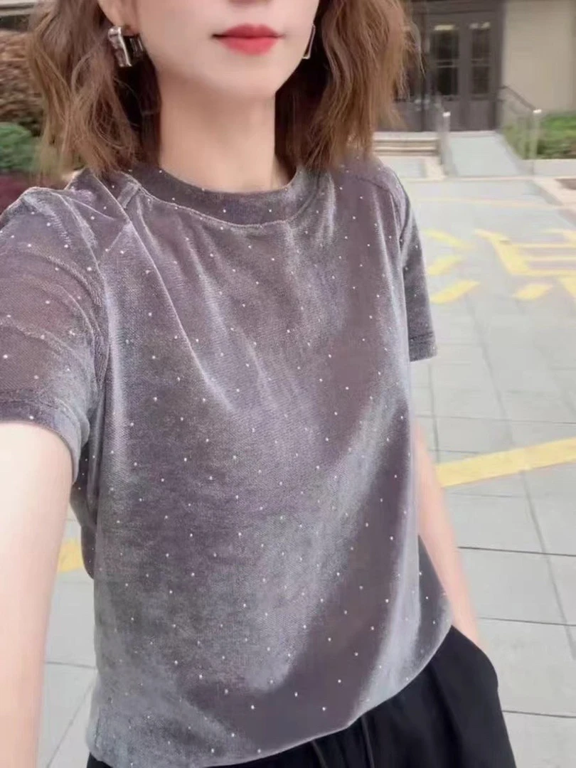金丝绒圆领显瘦修身型烫钻短袖