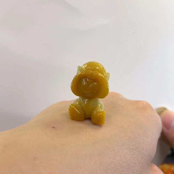 翡翠吊坠(赠链)未镶嵌代编织