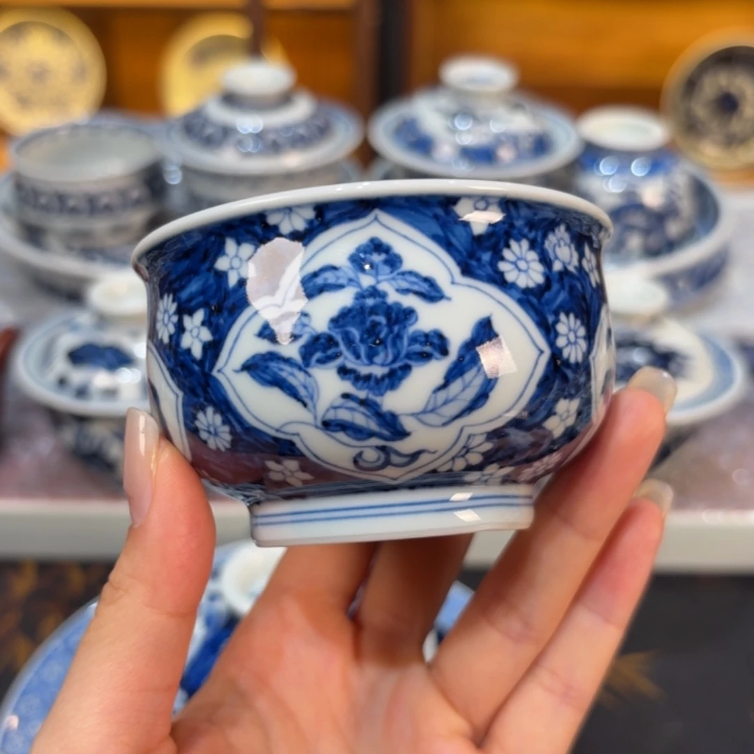 杯子………………………………………………