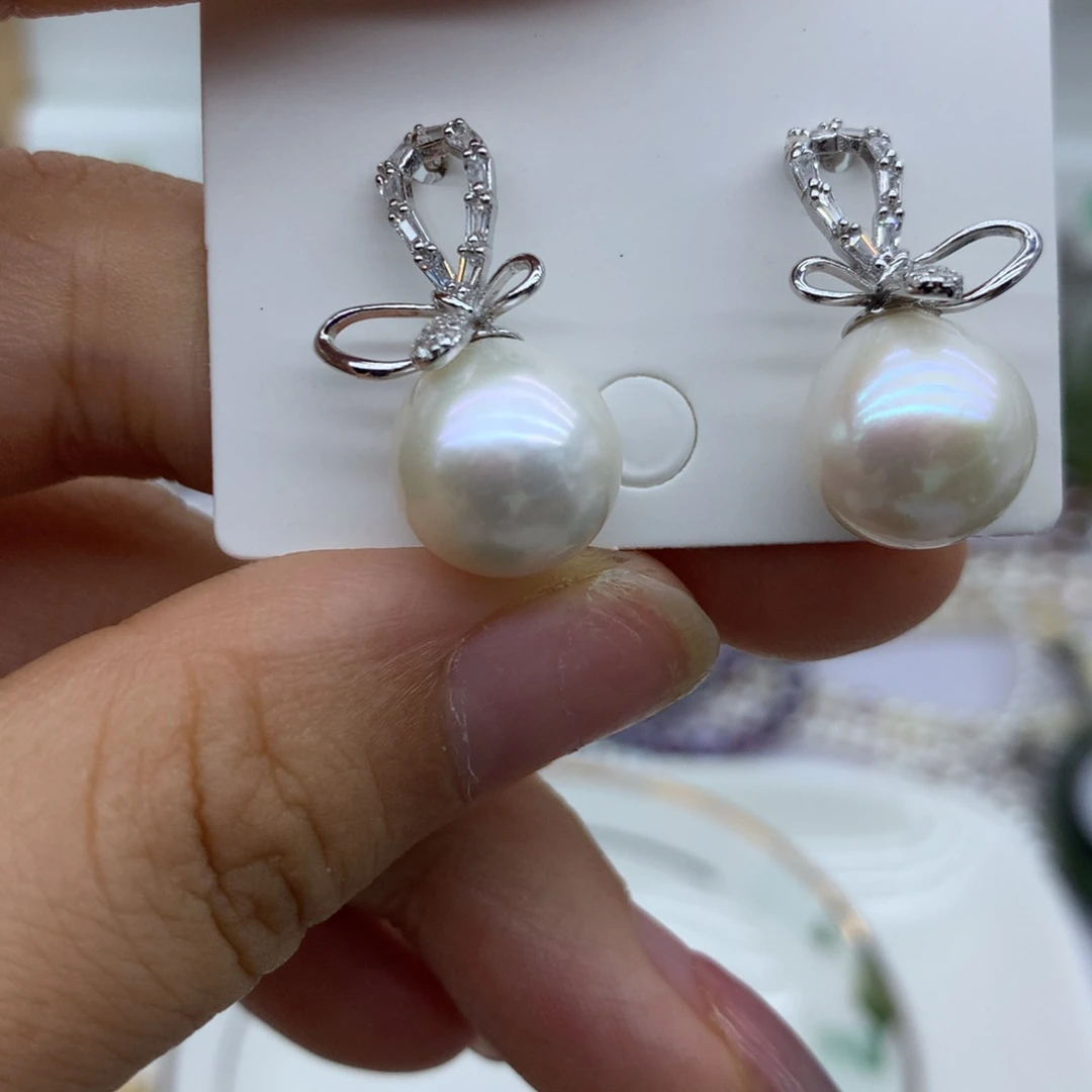 银S925镶嵌耳饰淡水珍珠
