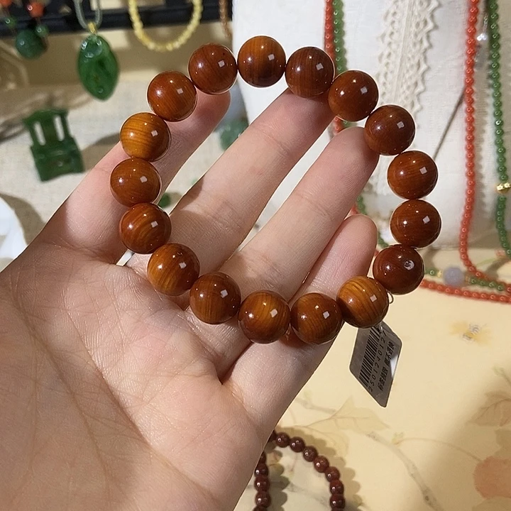 和田玉（糖玉）戒指未镶嵌这个