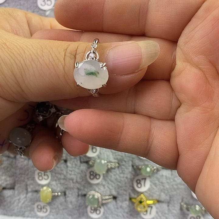 未镶嵌戒指翡翠狮*座缅甸