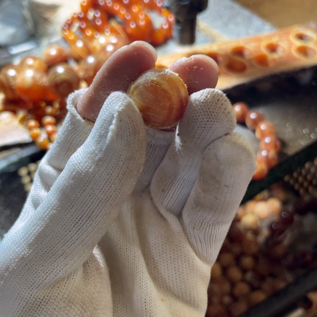 茗***伴松木（琥珀木）手串/手链加一颗补差价