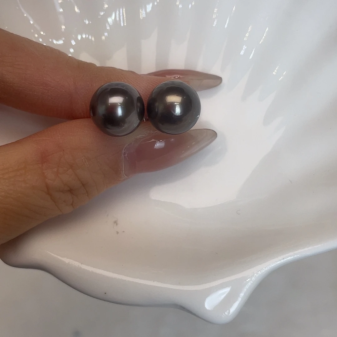 耳饰18K金镶嵌海水珍珠