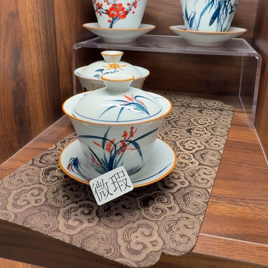 釉下手绘茶具微瑕