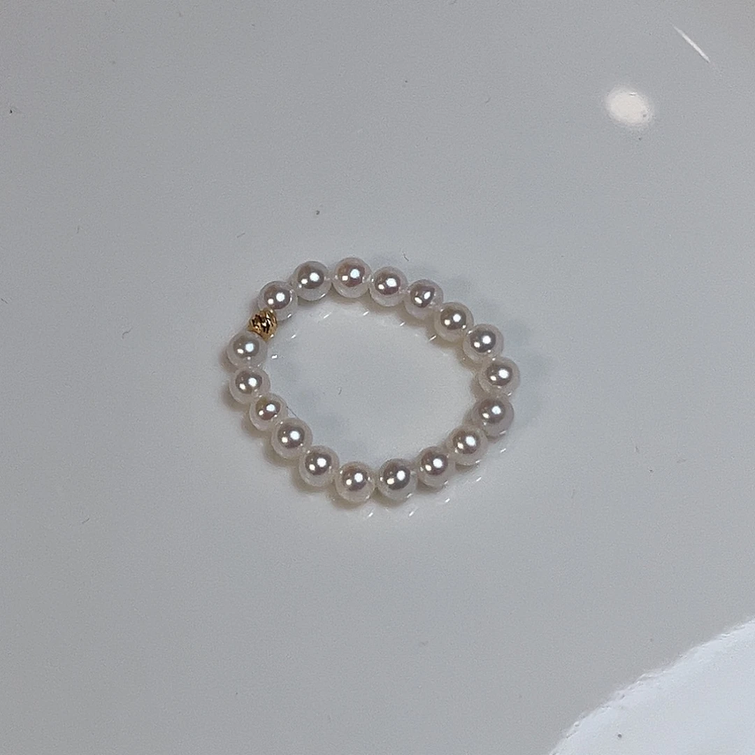 颈饰18K金镶嵌淡水珍珠