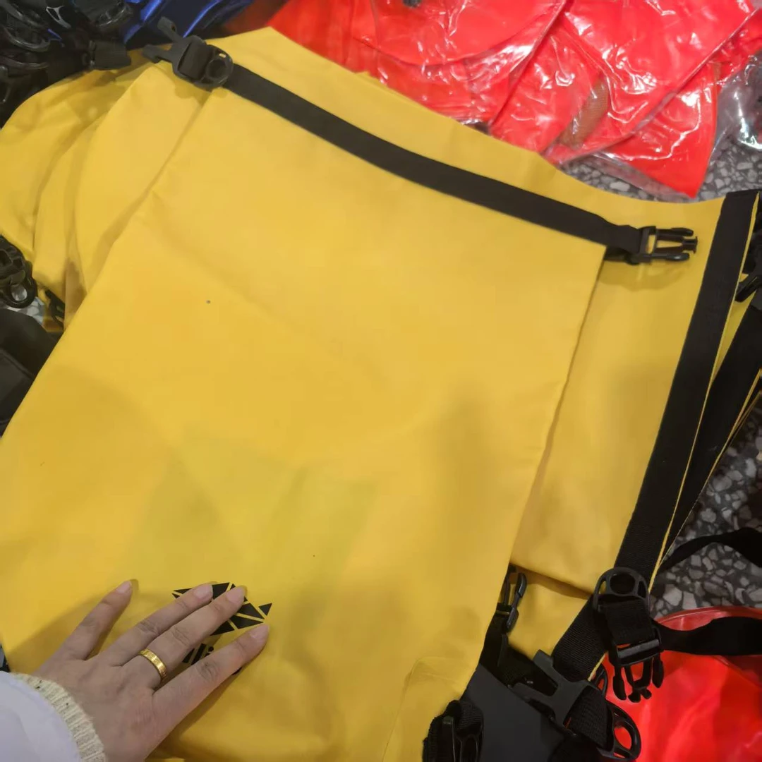 黄色加厚防水收纳袋  发1