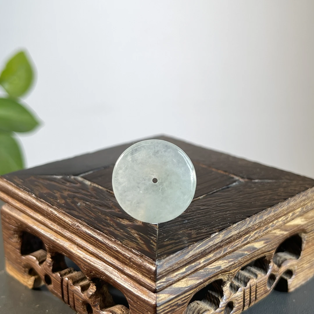 JSB24-62   天然缅甸翡翠A货  平安扣