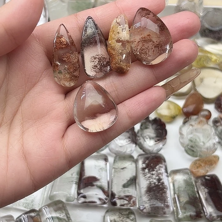 灵***儿未镶嵌吊坠(赠链)水晶