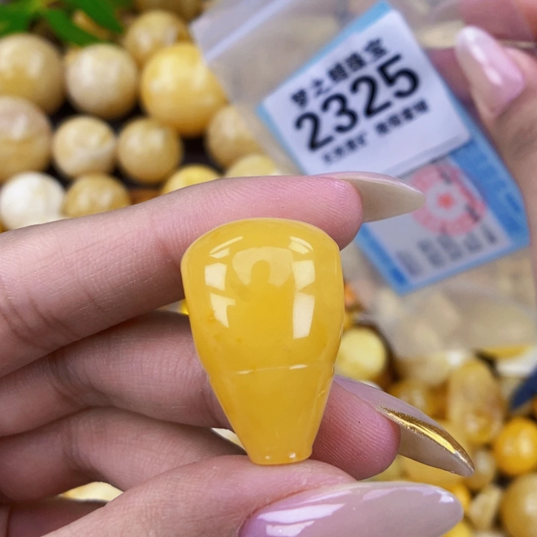 琥珀未镶嵌珠宝奇石18.1