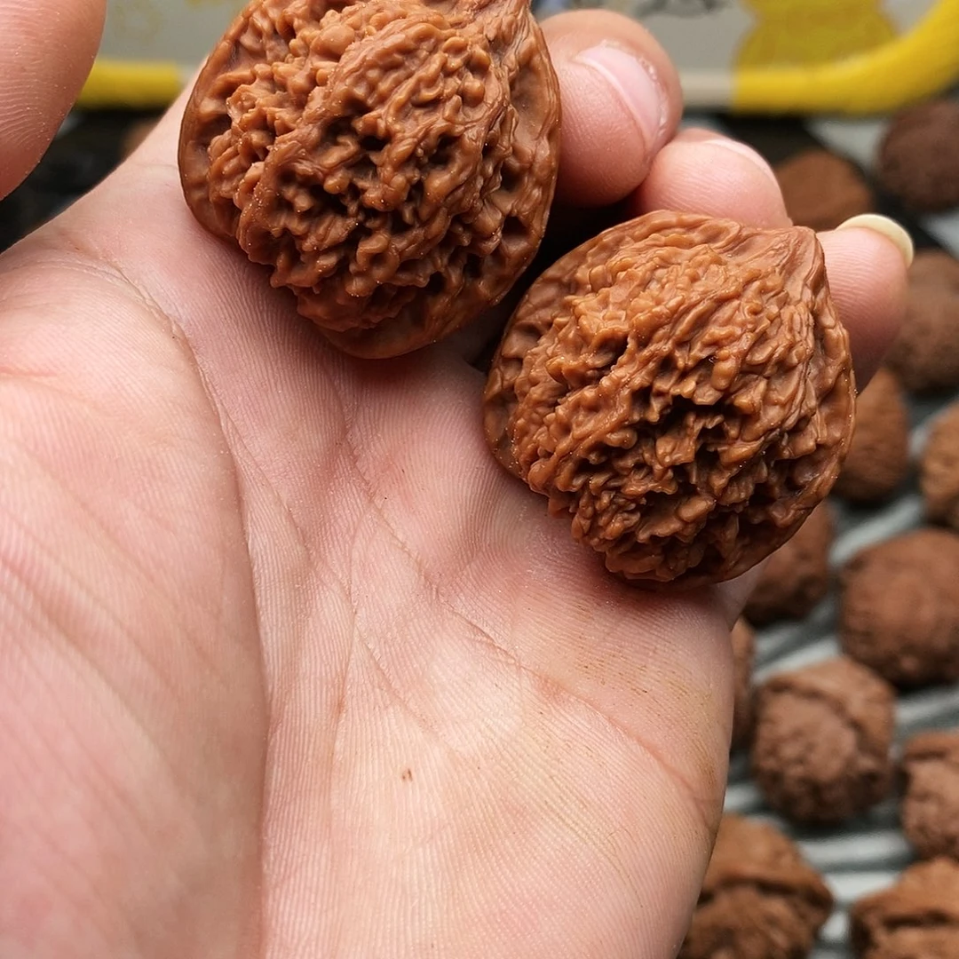 文玩核桃吊坠满天星