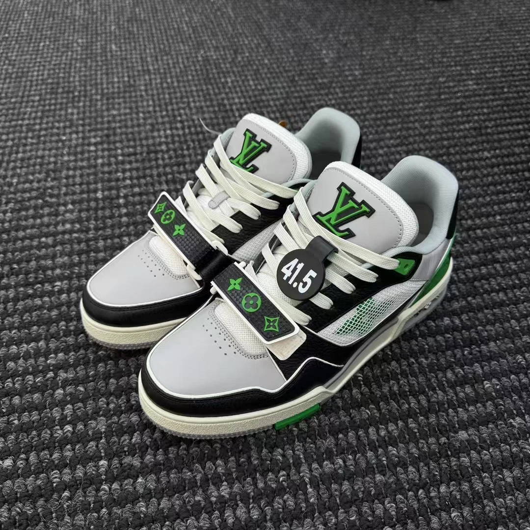 未使用 LouisVuitton/路易威登 41.5码 trainer黑灰绿魔术贴