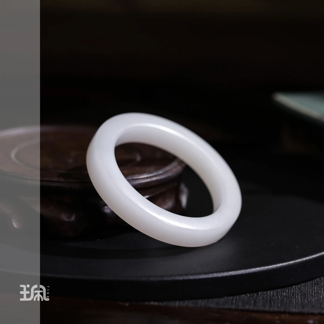 千秋雪|和田玉*手镯*未镶嵌QXC24122636多样性发其一（P）