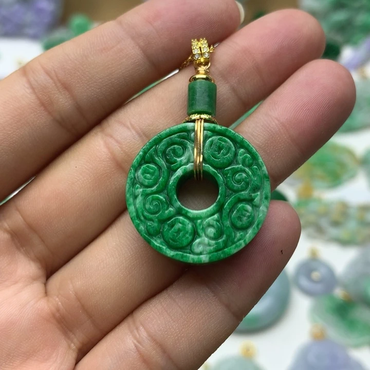 颈饰未镶嵌翡翠翡翠