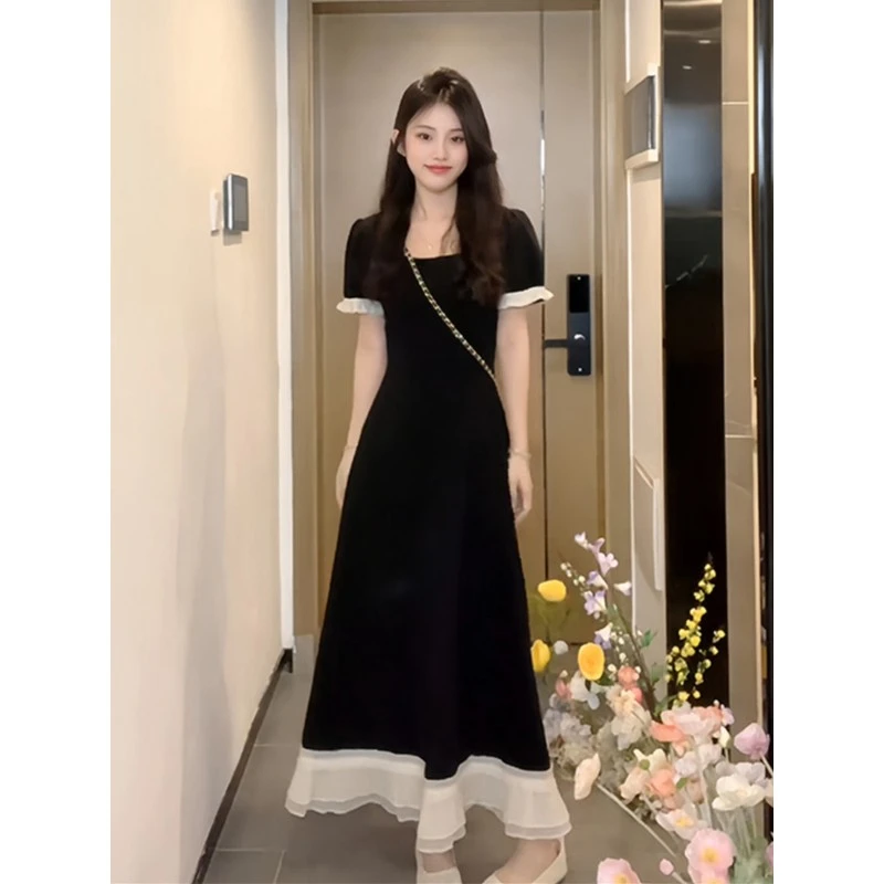 大码时尚高级感拼接连衣裙女2025夏季新款胖mm法式收腰显瘦小黑裙