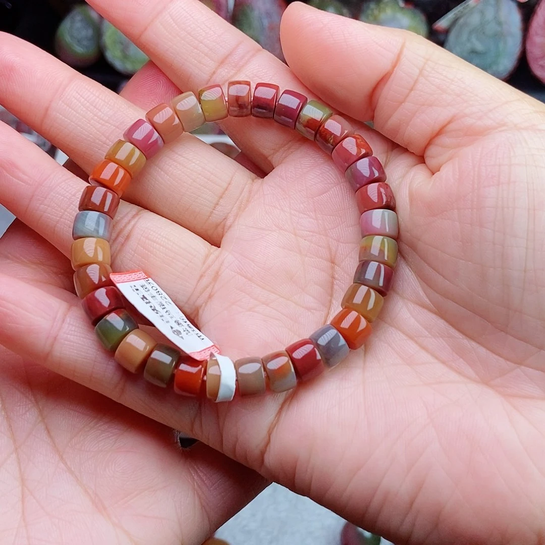 未镶嵌石英质玉（盐源）珠宝半成品